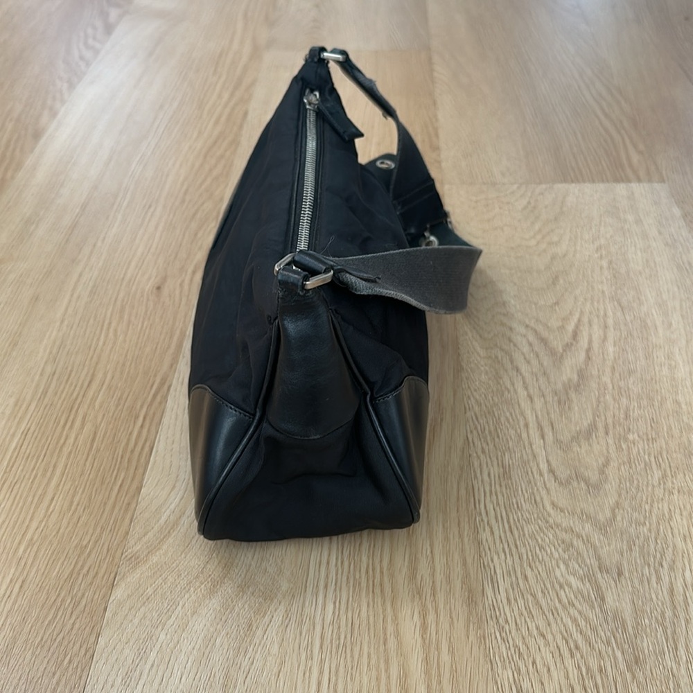PRADA BLACK NYLON SHOULDER BAG Re-Edition 1995 - Picture 4 of 14